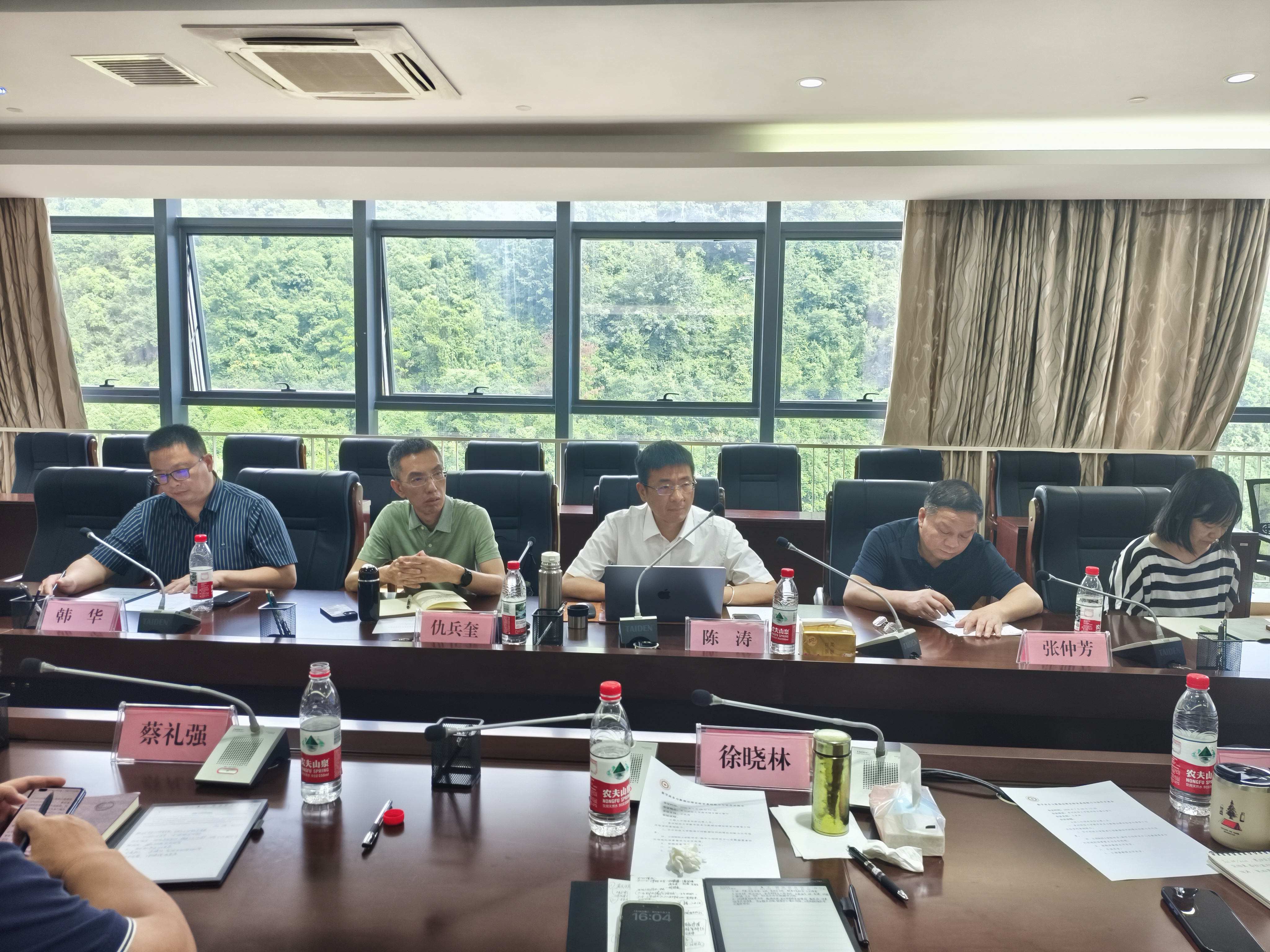 公共管理学院召开数字政务与数据治理实验室基础能力与协作交流会